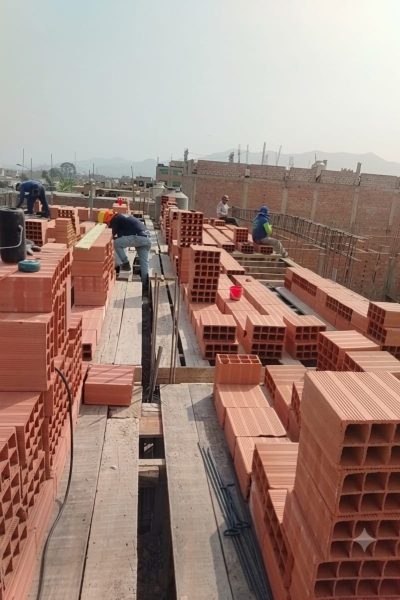 CONSTRUCCION--